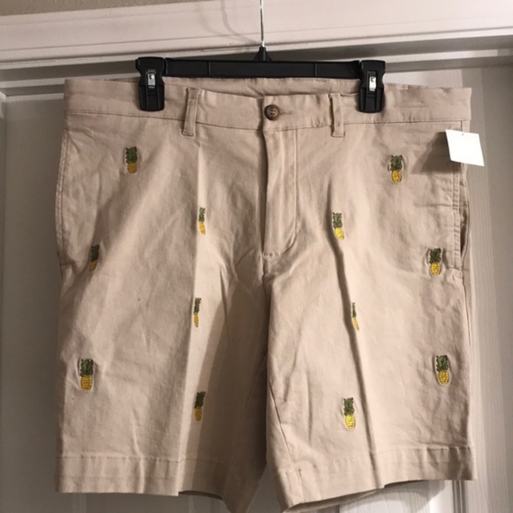 Washed Stoned & Beaten pineapple khaki short